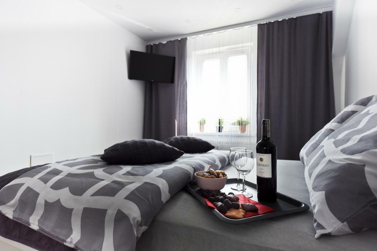 Apartament Centrum Z Miejscem Parkingowym ทอรูน ภายนอก รูปภาพ